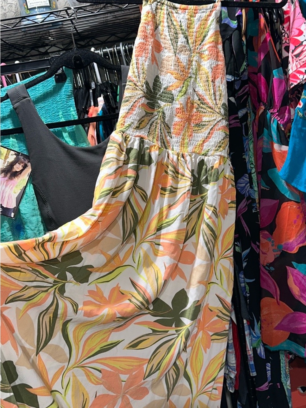 Roxy Floral Halter Maxi Dress in Peach, Olive & Cream Floral Print, L - Picture 10 of 10